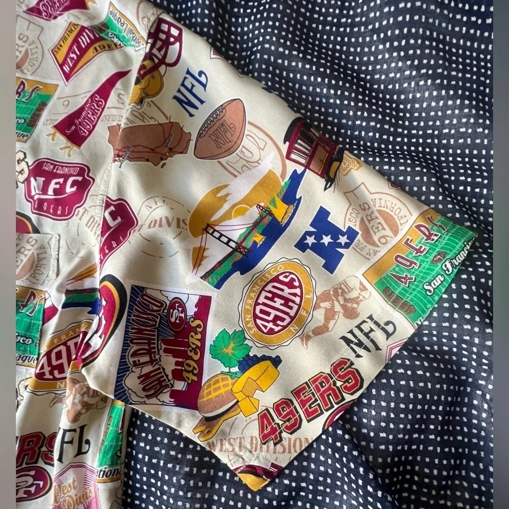 San Francisco Forty Niners NFL Hawaiian Style Shirt - Picture 5 of 9